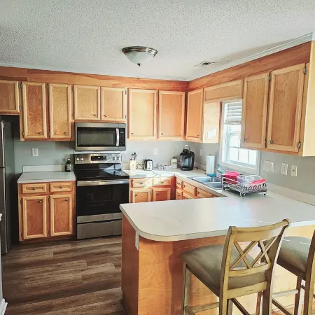 Spacious Townhome close to ECU and Hospital. Full of all the amenities you need.
