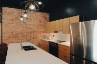 Golf Simulator and King Size APT - Downtown Sidney Ohio Hotels in Sidney