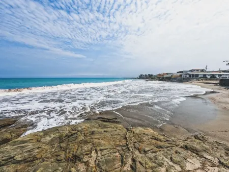 Brand New Beachfront Condo in Punta Blanca, Ecuador!!