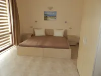 Vacation apartment with 2 bedrooms (5 beds), 1 living room with kitchenette