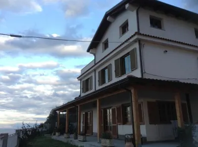 Lovers' Balcony Hotels in 