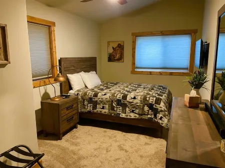 NEW LISTING PERFECT HOME BASE FOR LAKES, TRAILS, SNOW SKIING!