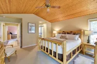 Hot Tub + Pool Table: Cabin Near Calaveras Park! - Boutique