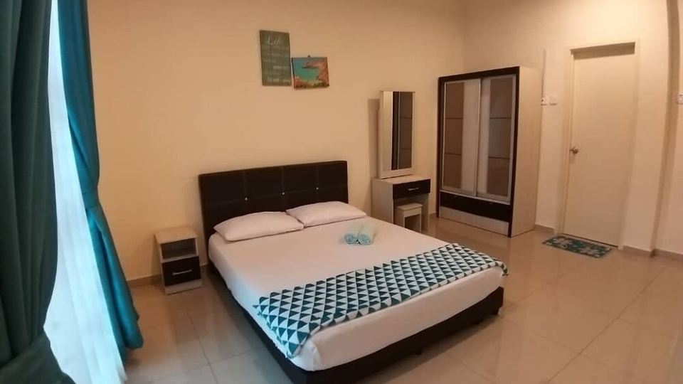 4 bedrooms fully aircond Achutra Guesthouse