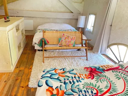 Havana - B&B in a 5000 M2 estate at the foot of the Colorado mountains Отели в г. Рюстрель