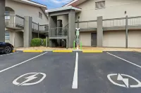 La Quinta Inn by Wyndham Huntsville Research Park - Pysäköinti