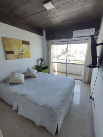 Apartment with pool 300 meters from the shopping center