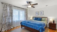 Honey Dreams on Lake McQueeney.  Within minutes to tons of local attractions!