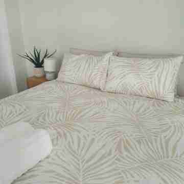 family home with big pool Rooms