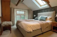 The Old Chapel - *New for 202 Hotels near Eden Camp Modern History Museum