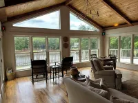 Master’s Week Charming 7-bedroom cottage with WiFi and AC on Lake Oconee