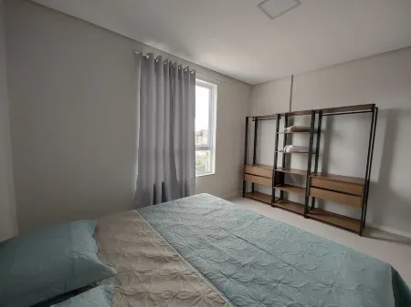 Pé na Areia - 50m Praia - 11 km Beto Carrero