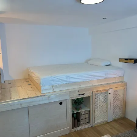 Moderne Wohnung mit Direktem Zugang zum Garten in Wassernähe