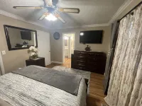 4652- Cheerful 3 Bedroom luxury home the caverns state Park