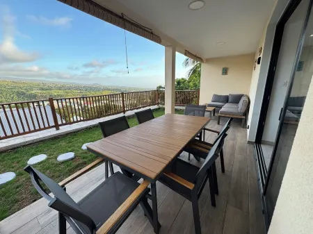 Seasonal rental L'Entre-Vues Отели в г. Антр-До