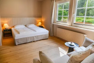 Seehotel Köllnitz Hotels in der Nähe von St.-Thomas-Kirche Dahmsdorf