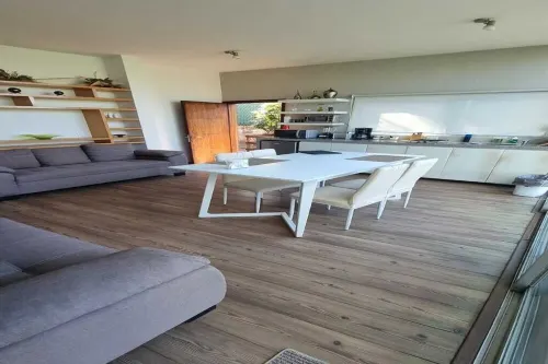 Luxury loft 2 in wonderful property close to urban area