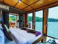 Taatoh Seaview Resort Hotels in Ko Tao