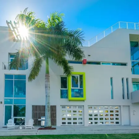 Exclusive 5-Level Waterfront Solstice House on Sarasota Bay