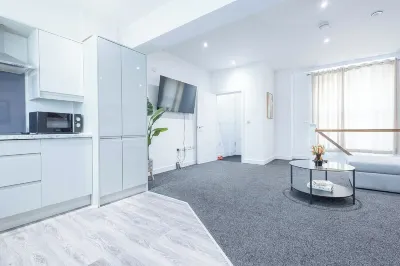 Sunrise Haven Sleeps 7 with Parking Hotel dekat Stasiun Kereta Internasional Ebbsfleet