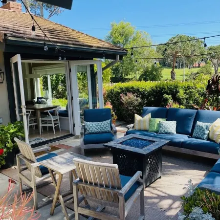 Gorgeous Solana Beach 3bd/3ba with pool and golf course view