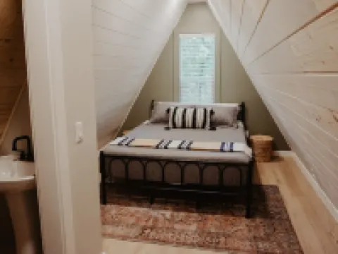 The Quail House near Fall Creek Falls State Park Hotels in Sequatchie County