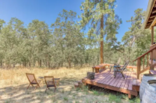 Cozy Cabin "Hygge" Getaway- Explore the Gorge