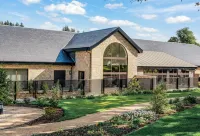 Crossbasket Castle Hotels in Hamilton