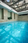 Ontur Izmir Otel - مسبح