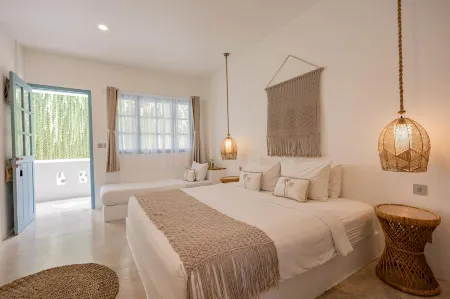 Seaesta Komodo Hostel & Hotel Отели в г. Комодо