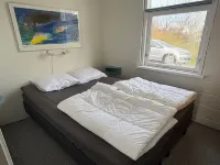 "Hansen" - 600m from the Sea