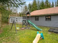 "Anine" - 200m to the Fjord