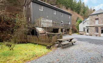 Historic Watermill in Bohan, Cleaning Included