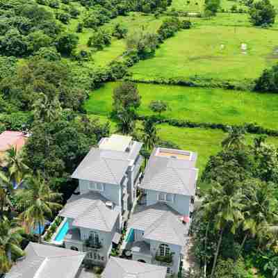 Esh Cottages Birch | Hillside 4-BHK Hideaway With Lush Garden, Common Pool, & Gaming Zone Hotel Exterior