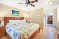 Ground Level Condo Near the Pool! Hotels in Kalihiwai