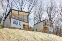 6 Mi to Chattanooga: Home w/ Balcony & Dtwn Views! - balcony