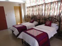 Hotel Manvin's - Kitchens
