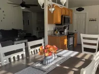 Centrally Located in Hamilton, the Heart of the Bitterroot Valley.  No Pet Fee! Hotels in Hamilton