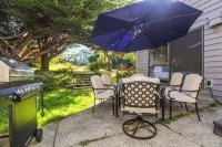 Biggest Backyard in Bodega Bay + Hot Tub