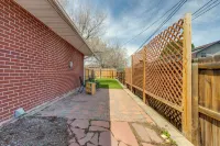 Golden Vacation Rental ~ 12 Mi to Denver! - spa