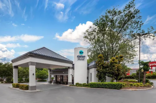 Clarion Pointe Morrow - Atlanta South Hotels in Morrow