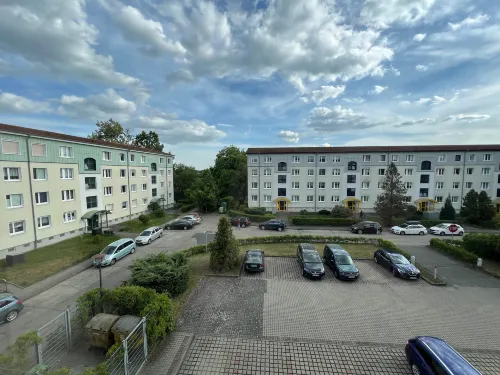 Charming 4-Person Apartment in Hoyerswerda City Center Hotel a Hoyerswerda