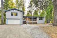 Near Fishing & Hiking: Pioneer Cabin w/ Decks - 3-Star