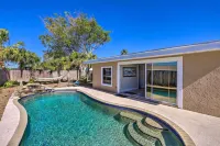 Pet-Friendly Merritt Island Home w/ Heated Pool - Parking