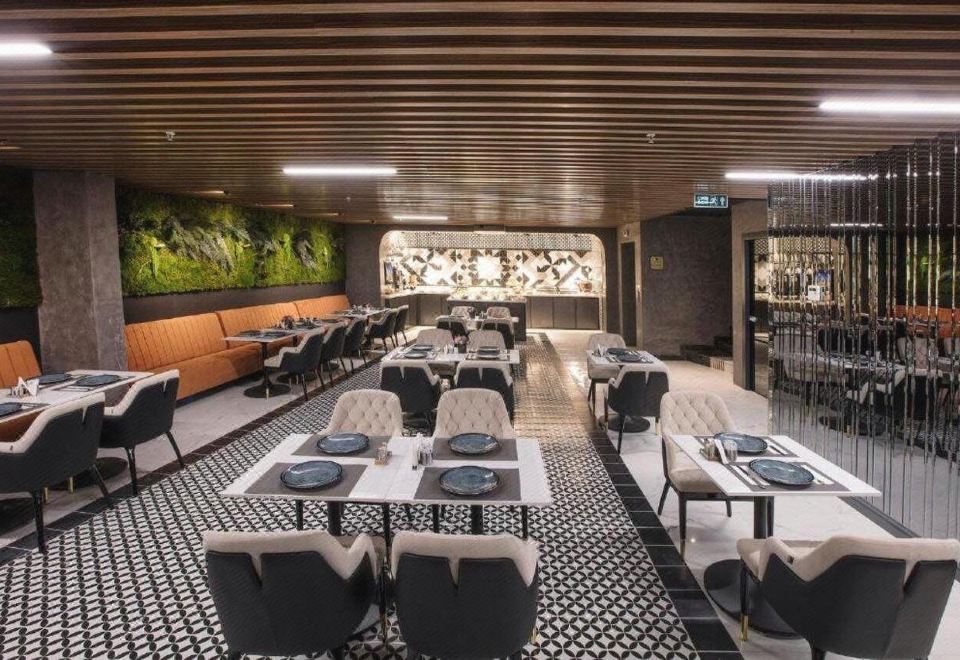 이스탄불 호텔의 아늑한 침실 인테리어