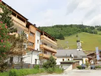 Awesome Apartment in Tirol w/ - Wifi