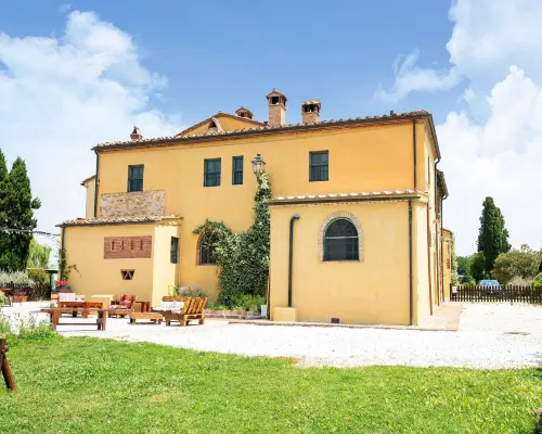 Apartment in Tuscany near Pisa and Beaches Hotels in Collesalvetti