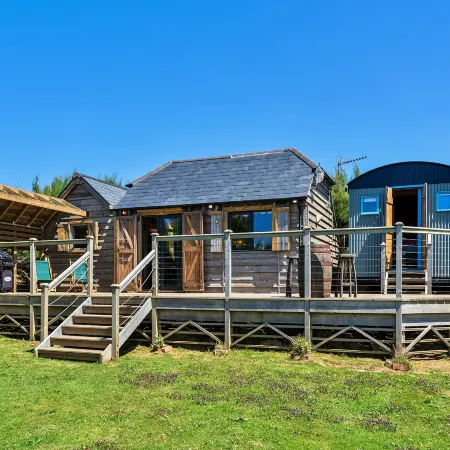 Lodge in Cornwall with Widemouth Bay Views
