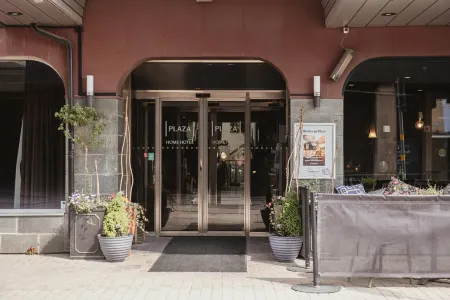 Home Hotel Plaza Отели рядом с достопримечательностью «Karl IX - Karlstads grundare»