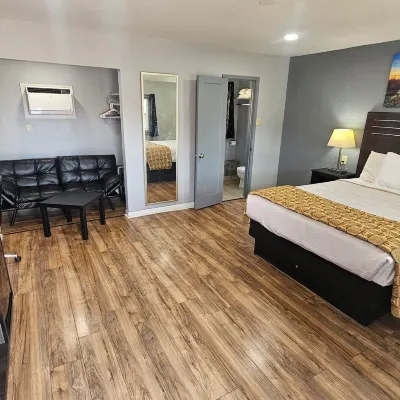 Travelers Inn Các khách sạn gần Đài quan sát Lowell